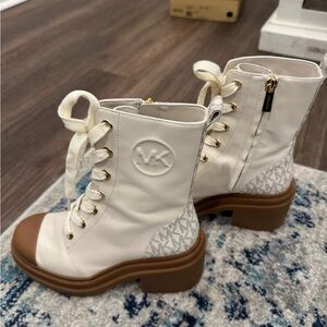 Michael Kors White Leather Lace-Up Ankle Boots with Brown Lug Sole
